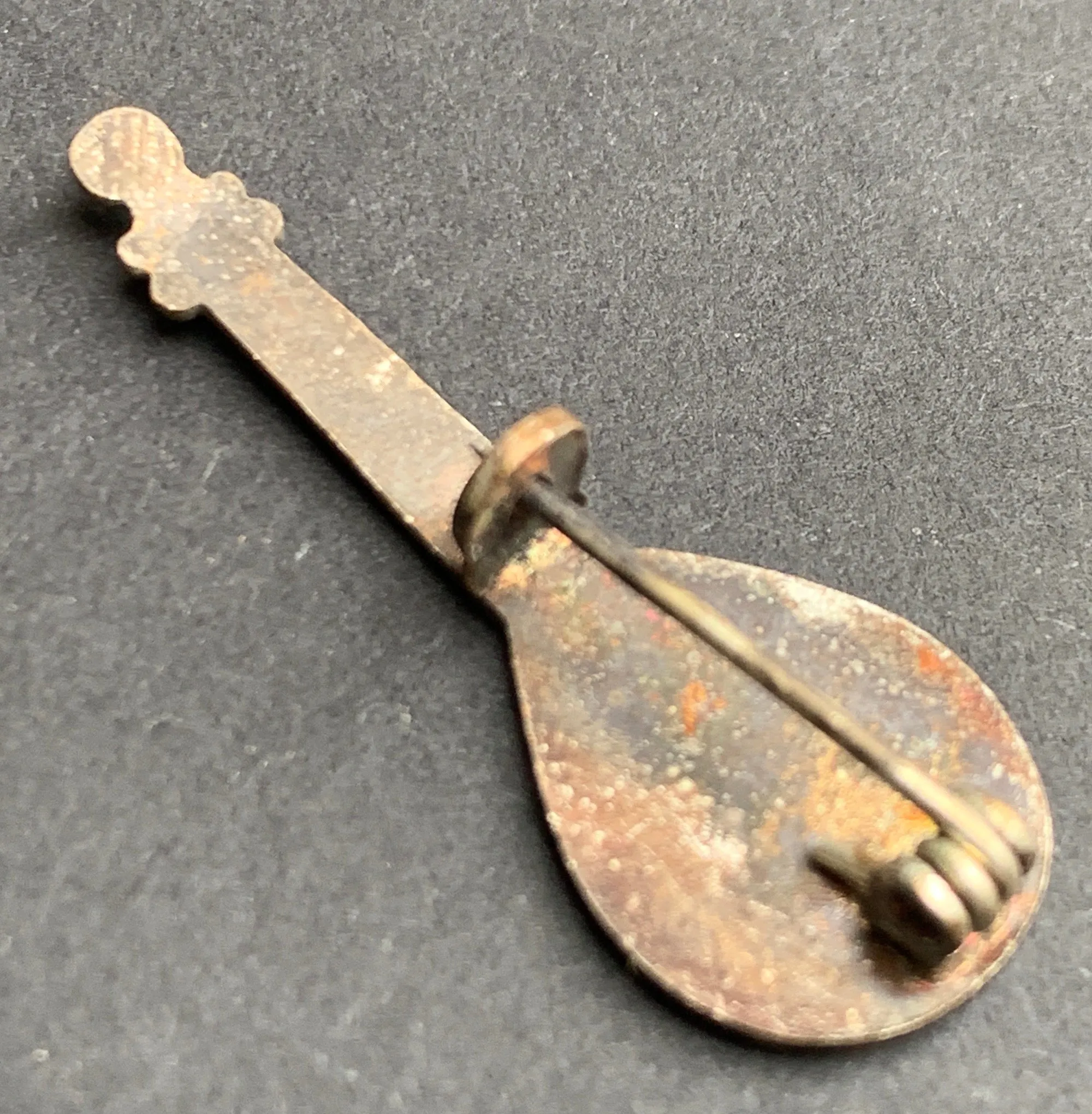1930s Enamel Banjo/ Mandolin Brooch