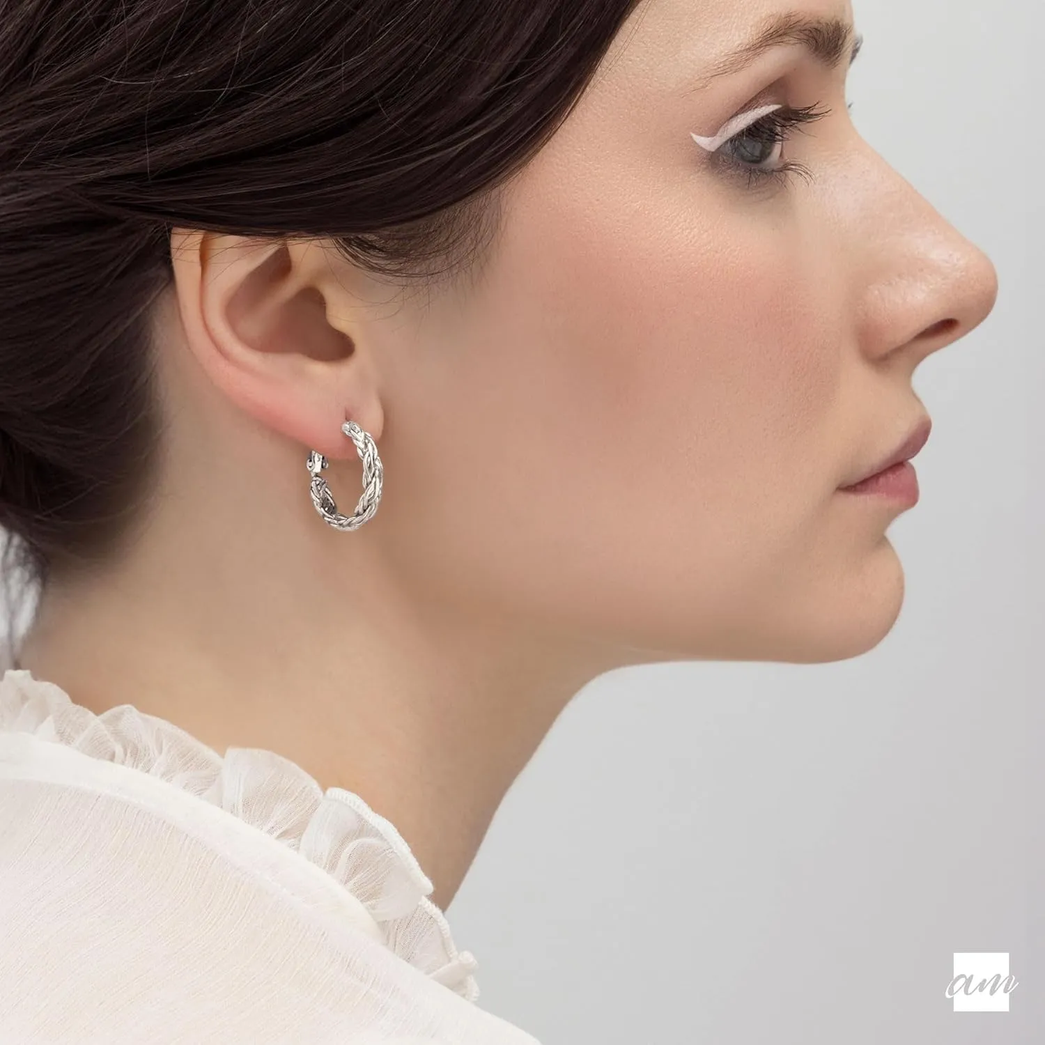 Amberta Silver Gold Plated Chunky Twisted Hoop Earrings | Hypoallergenic 925 Sterling Silver Post | Round Statement Bold Hoops for Women, Classy Gift Lightweight