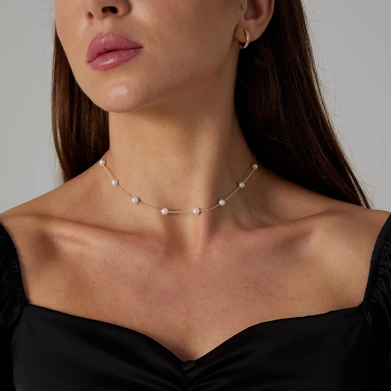 ASCOMY Dainty Pearl Necklaces for Women 14K Gold Plated Chunky Half Pearl Half Chain Toggle Necklace Minimalist Pearl Cuban Paper Clip Toggle Clasp Chain Everyday Jewelry