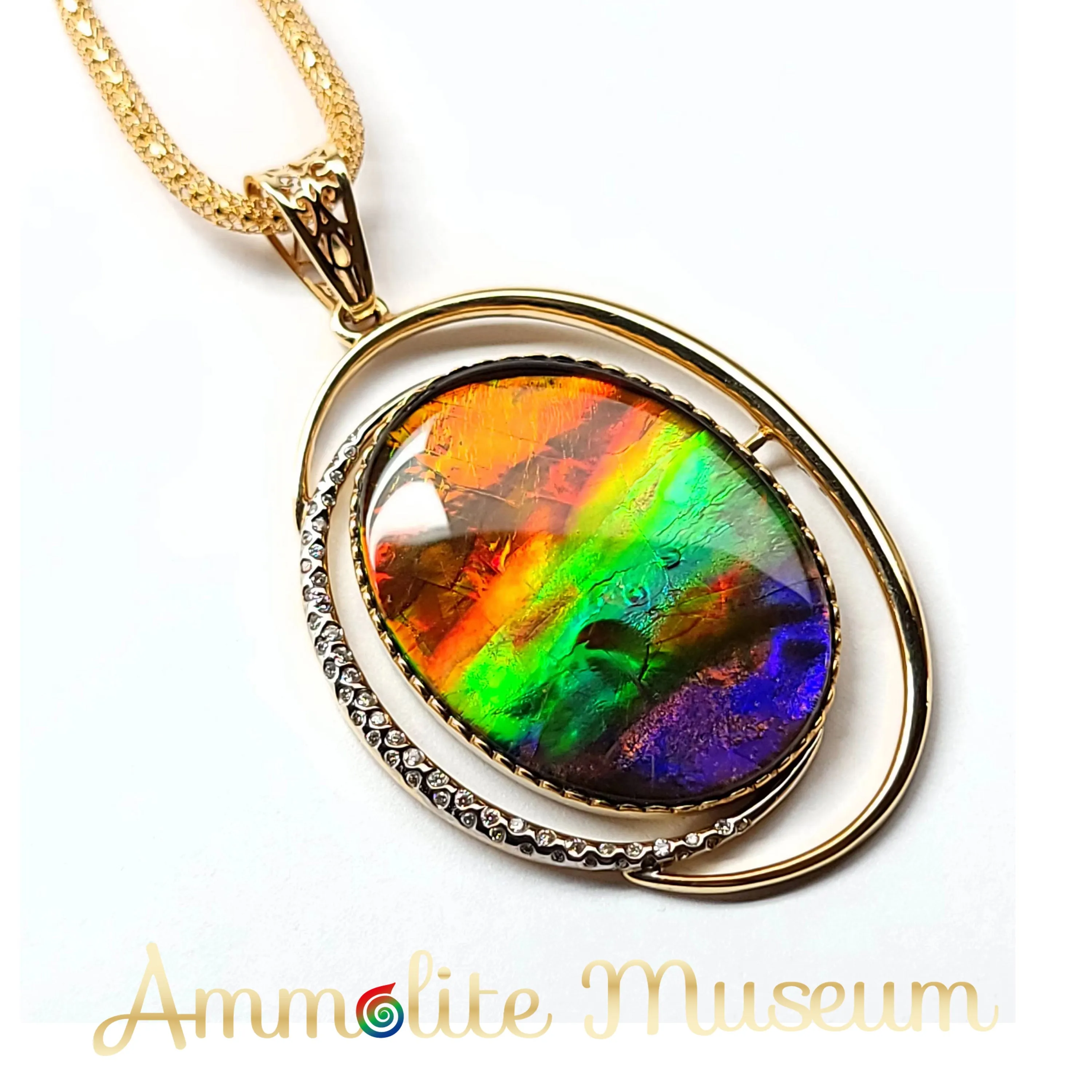 AURORA 14K Gold Classic Oval Ammolite Pendant with Diamond