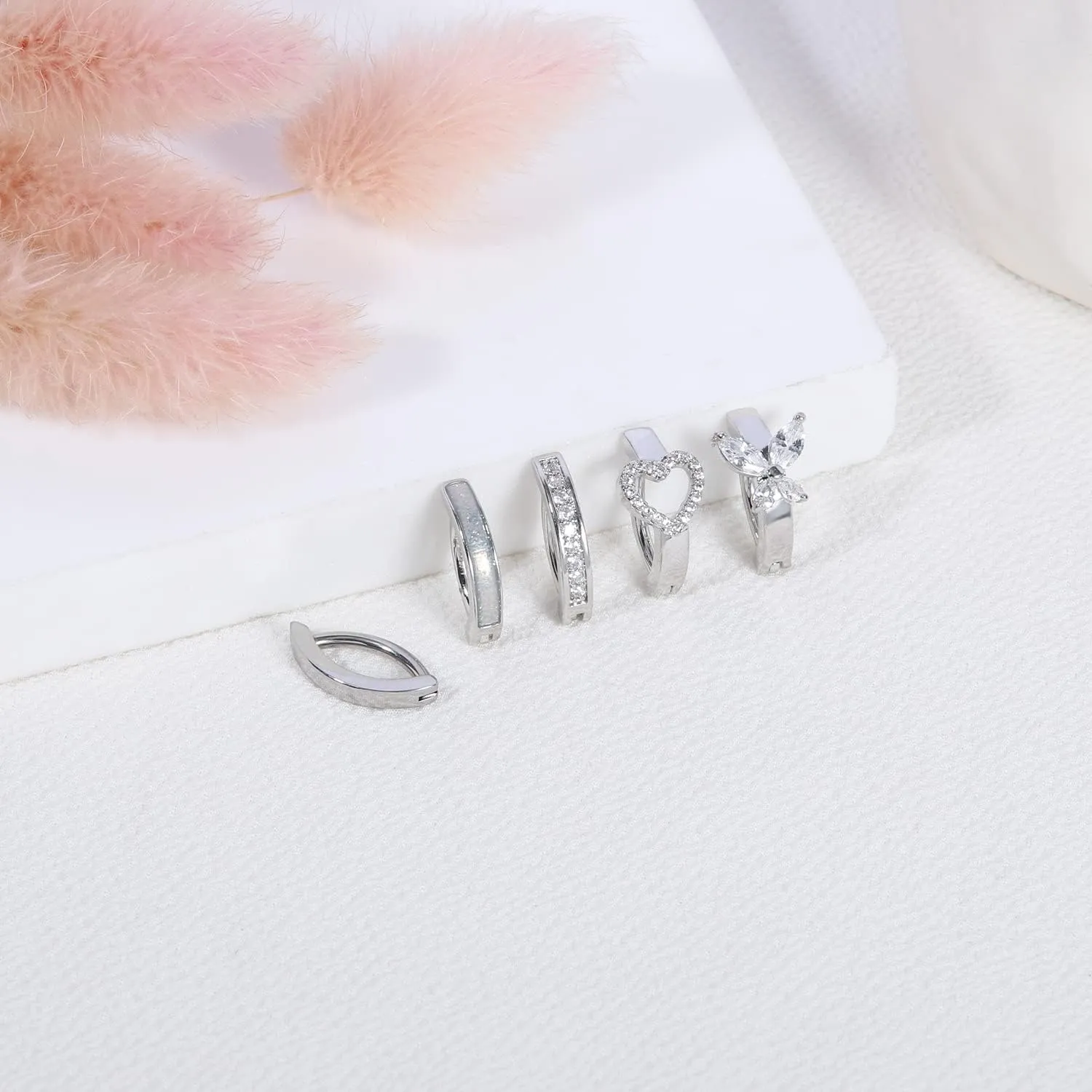 Belly Button Rings: Hypoallergenic Surgical Steel and Gold Clicker Rings