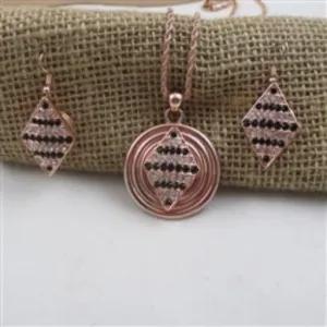 Black Crystal &  Rhinestone Pendant Necklace & Earrings