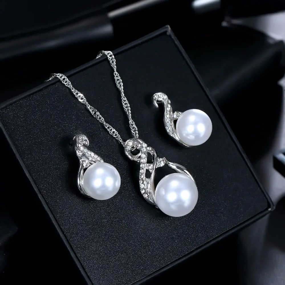 Classic Faux Pearl Necklace Earrings Jewelry Set Round White Pearl Costume Jewelry Simulated Pearl Necklaces Set
