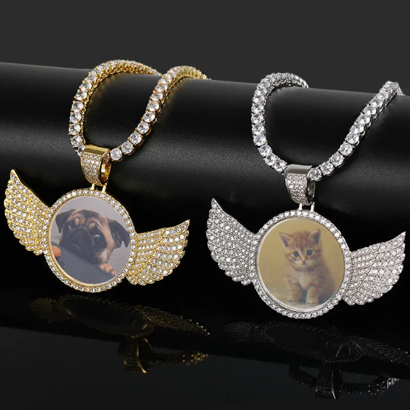 【Custom】Angel Wings Round Photo Memory Pendant
