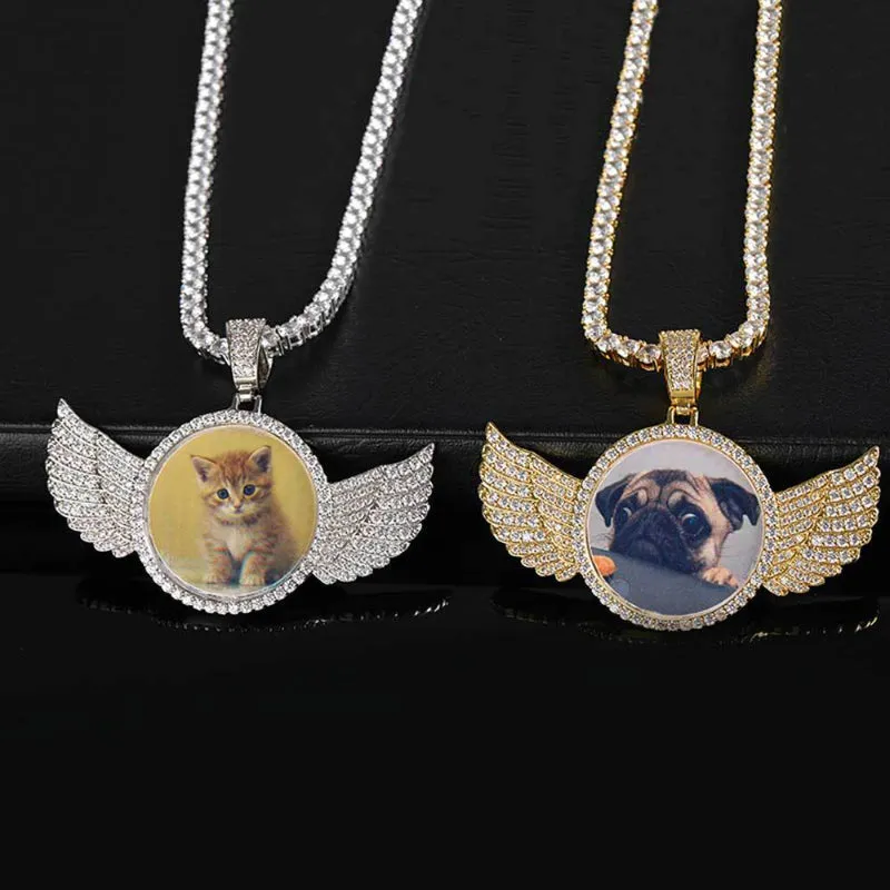 【Custom】Angel Wings Round Photo Memory Pendant