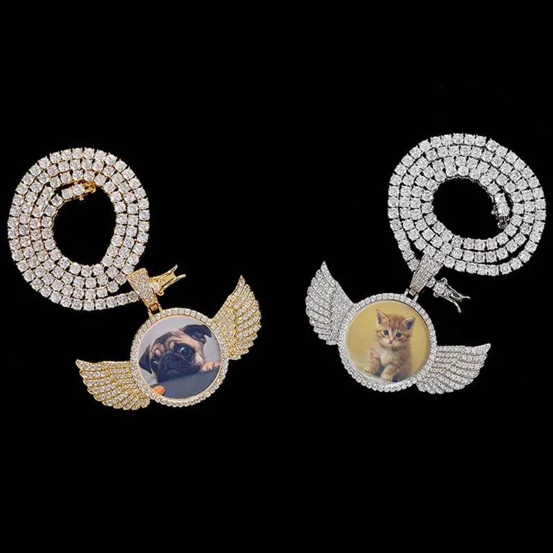 【Custom】Angel Wings Round Photo Memory Pendant