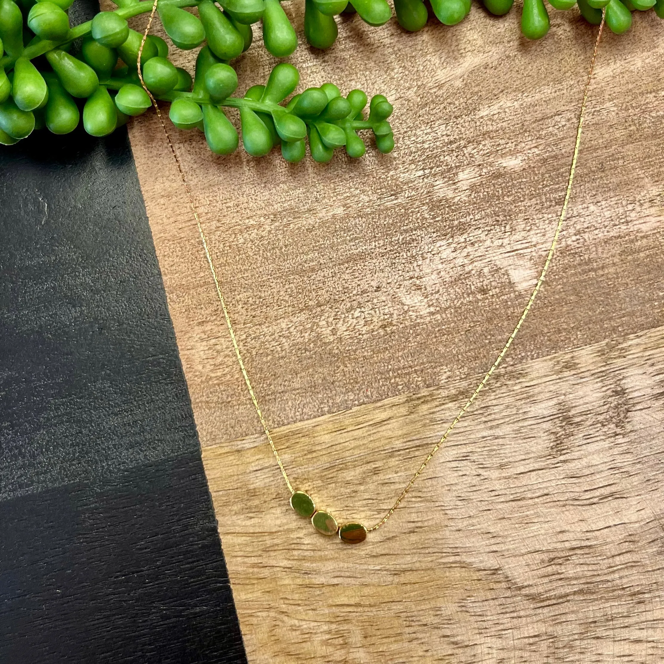 Gold 3Oval Danity Necklace