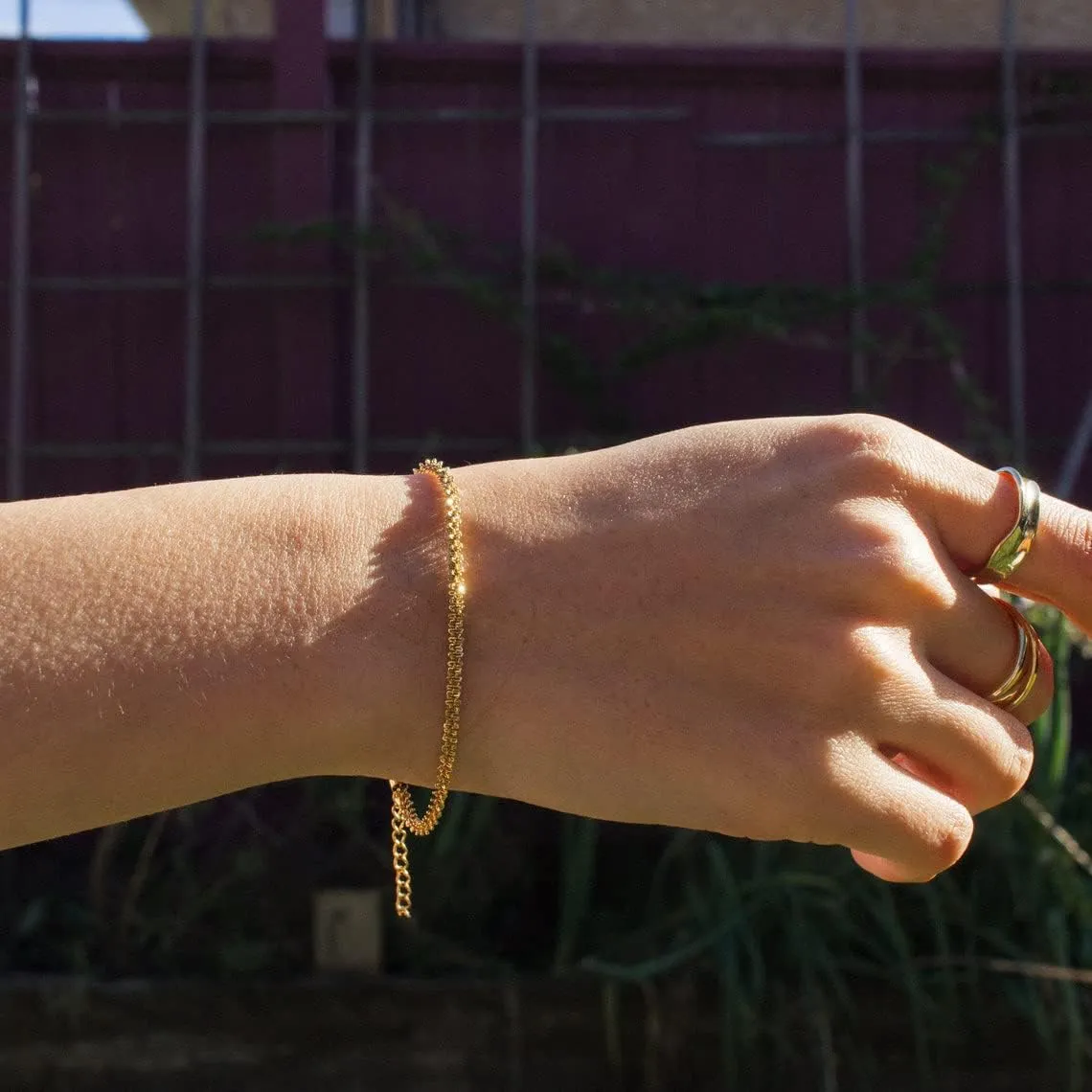Gold Bracelet Set, 14K Gold Plated Bracelets for Women, Dainty Lip Chain, Long Bar Chain, Disc, Satellite, Cuban Link, Anklet, Pack Gifts for Women