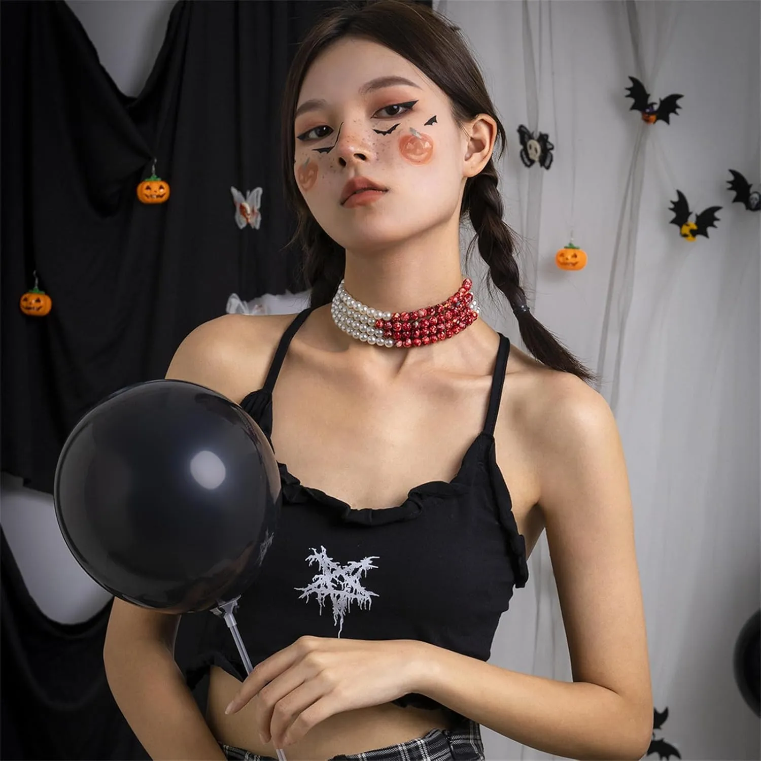 Gothic Blood Pearl Necklace for Women, Adjustable Dripping Blood Choker Layered Bleeding Pearls Necklaces Punk Bloody Tassel Clavicle Halloween Jewelry