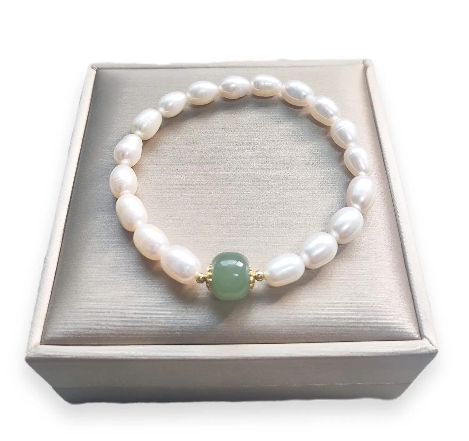 Green Jade Pearl Bracelet for Women, Natural Baroque Freshwater Pearls, 14K Gold Plated Beaded Stretch Bracelet, Lucky Jewelry Gift for Her (Pearl with Green Jade)