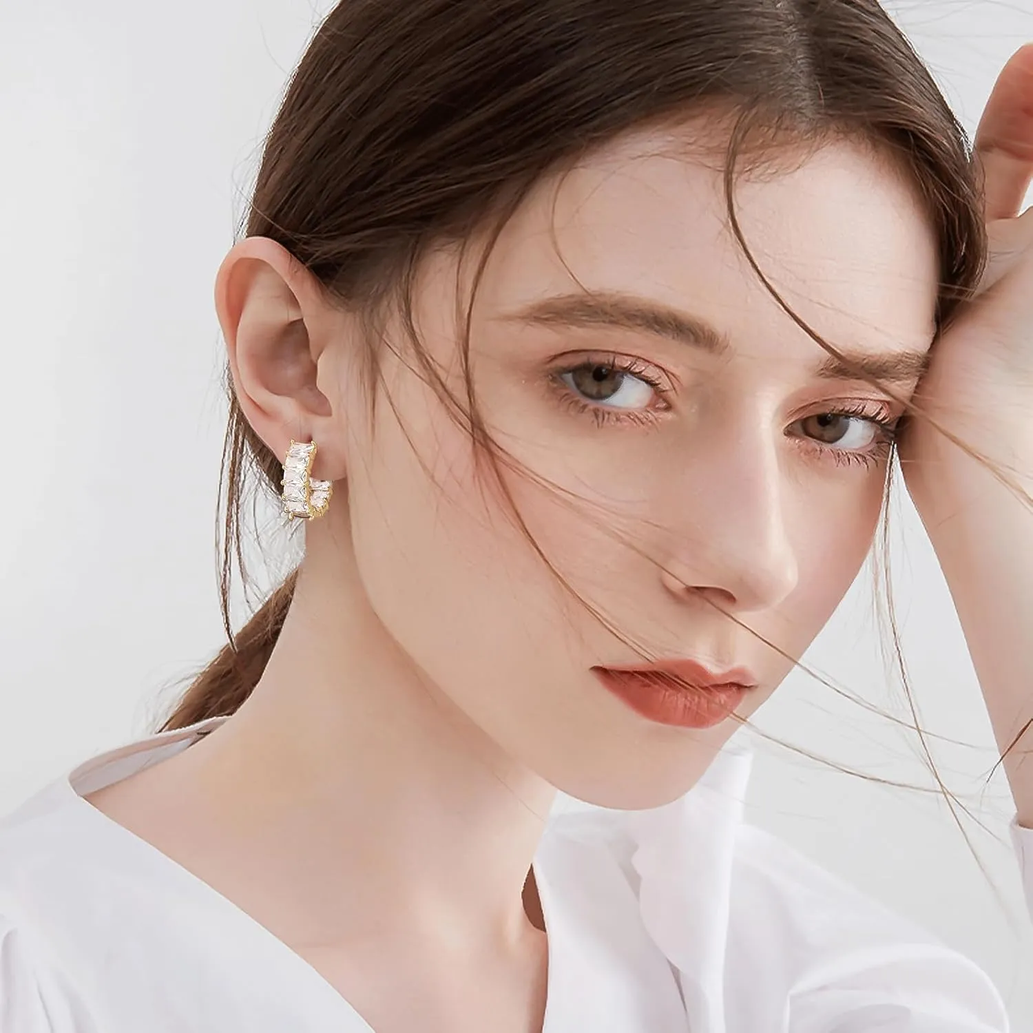Mesovor Gold Cubic Zirconia Hoop Earrings for Women Trendy, 18K Gold Plated Huggie Hoops Earrings | Green Black Red Stones Earrings Jewelry Gifts