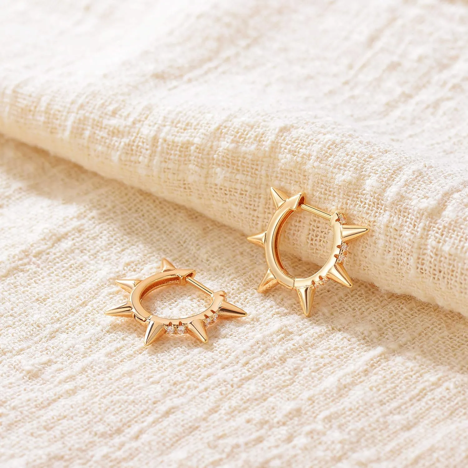 MEVECCO Dainty Gold Hoop Earrings for Women 18K Gold Plated Spike Huggie Hoop Earrings Geometry Handmade Minimalist Hypoallergenic Hoop Earrings for Her Gifts