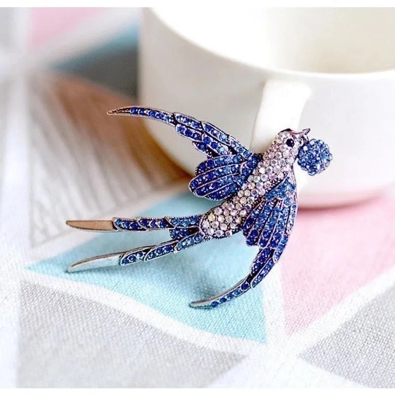 Pastoral Pin Animal Alloy Rhinestone Unisex Brooches 1 Piece