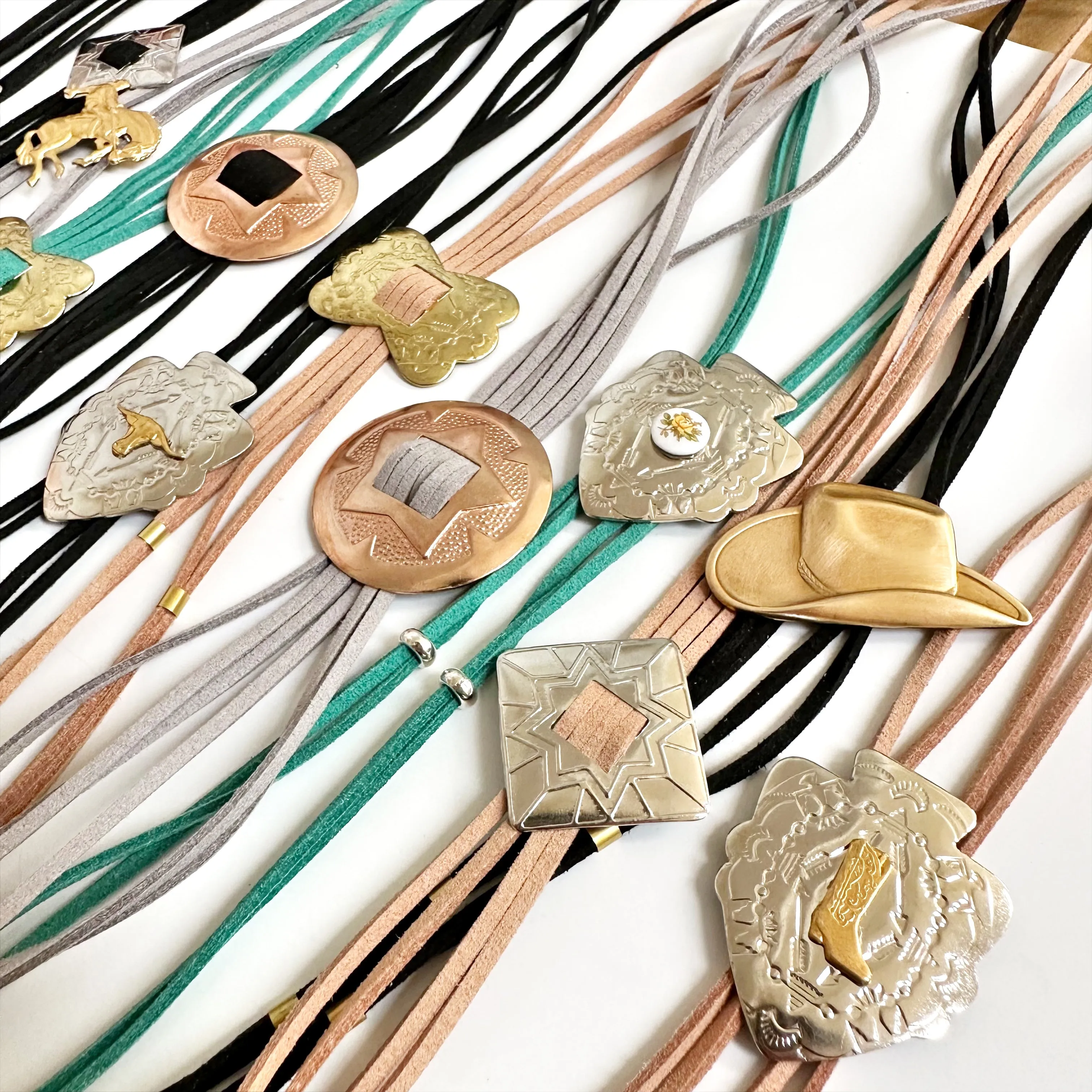 “Rangeland Bolo Necklaces (Silver)