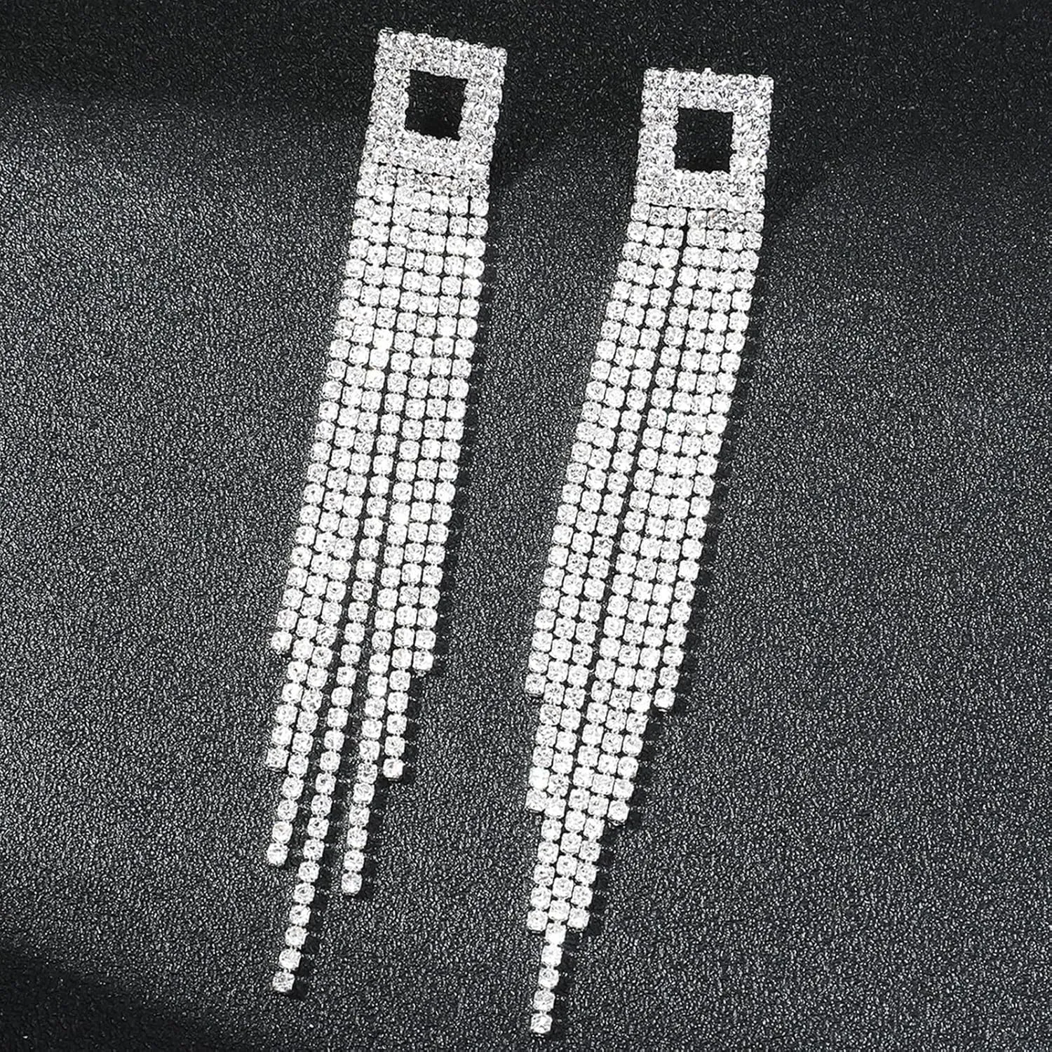 Rhinestone Drop Earrings for Women Sparkly Long Tassel Earrings Dangling Crystal Statement Prom Earrings Wedding Party Dress Outfit Jewerly Gifts