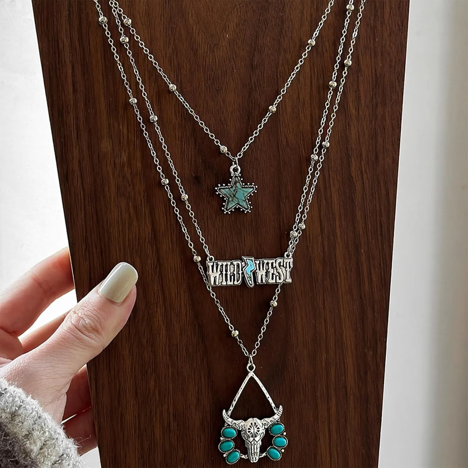 Roe Dolph Western Turquoise Layered Necklaces Boho Stackable Chain Necklace Western Cowgirl Jewelry Country Concert Accessories Outfits