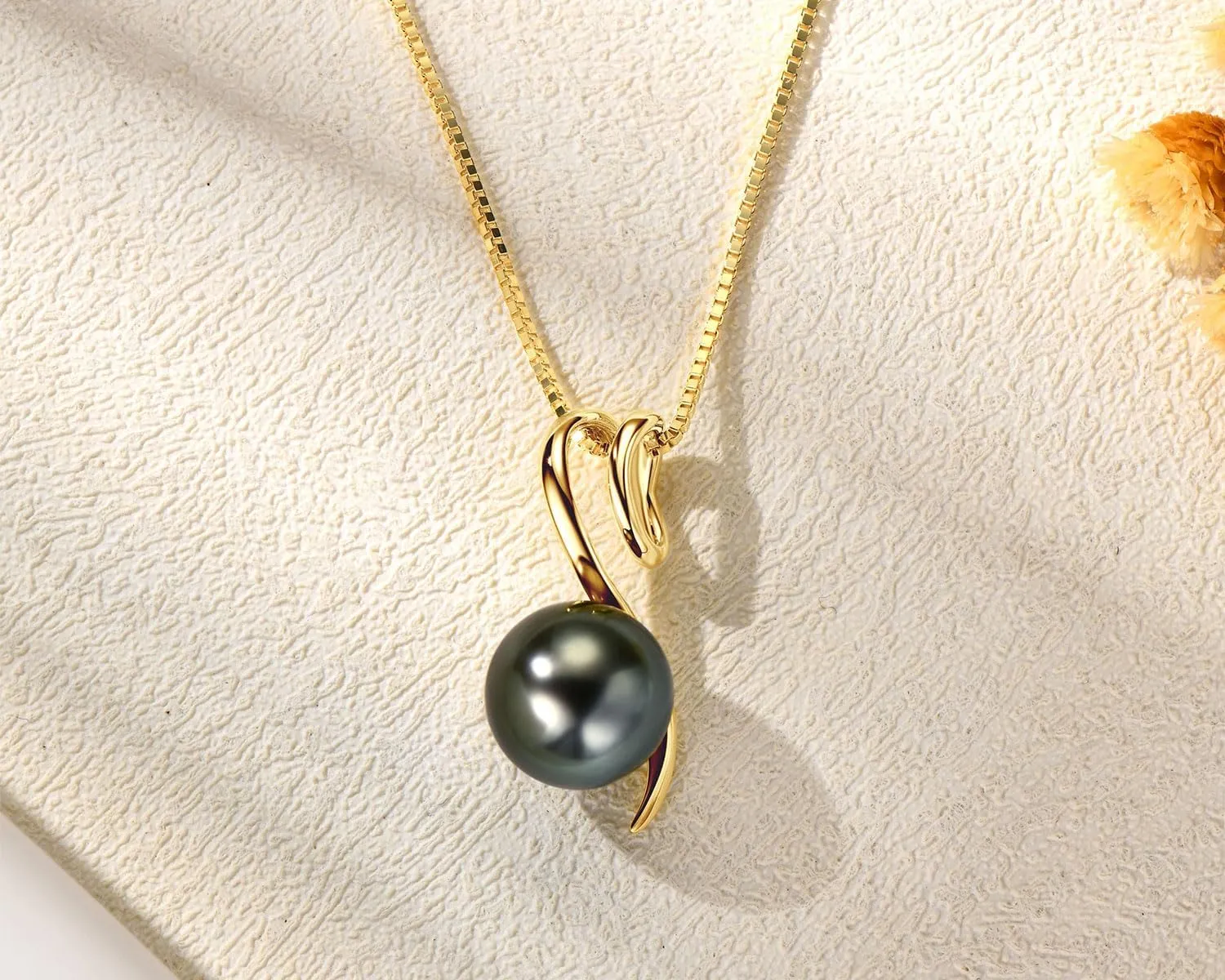 Tahitian Black Pearl Necklaces for Women, Sterling Silver Single Pearl Pendant Necklace Birthday Anniversary Jewelry Gifts for Wife Mom