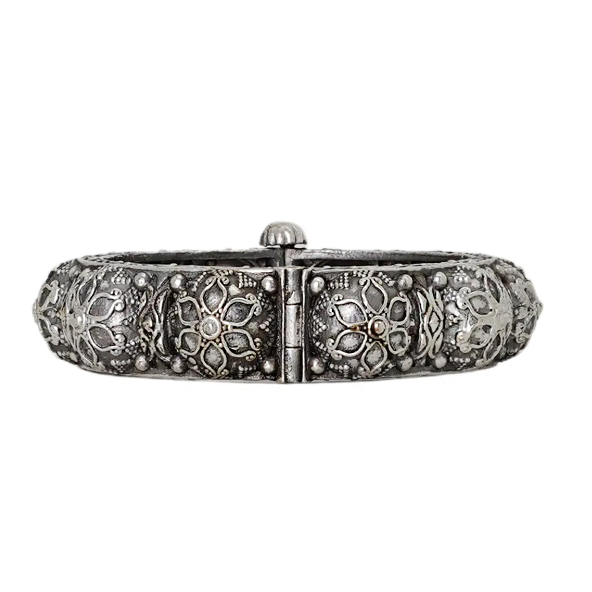 Teejh Eashta Stacked Bracelet Set