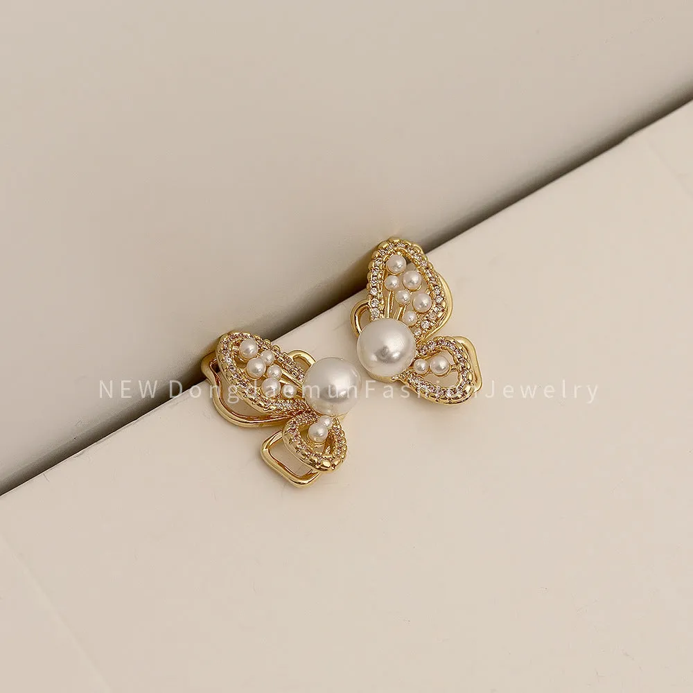 Trendy Butterfly Pearl Earring