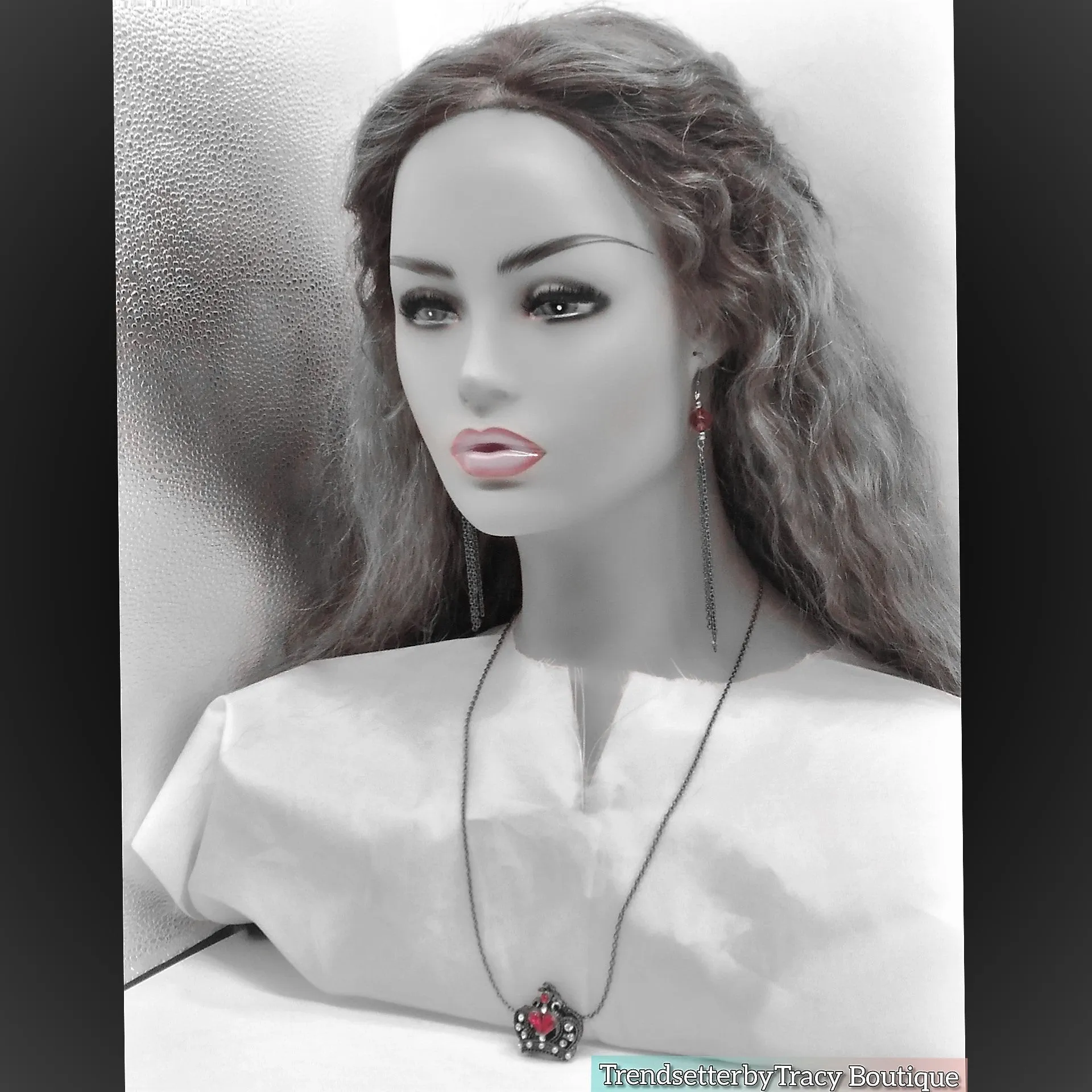 Trendy Red Queen of Hearts Statement Necklace Set