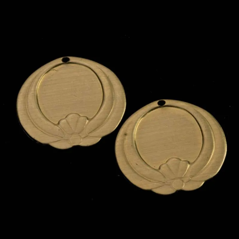 Vintage stamped brass Japanese ornamental lotus design disk charm. 20mm. Pkg of 6. b9-2056(e)