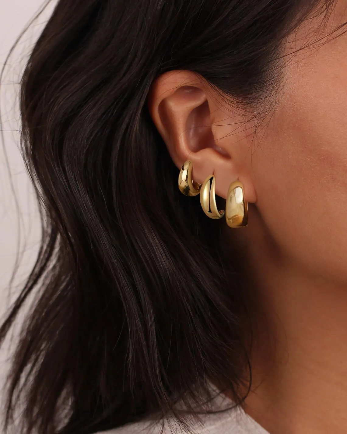 VIROMY Gold Hoop Earrings for Women, 14K Gold Plated Chunky Gold Hoop Earrings Set Hypoallergenic Thick Open Lightweight Hoop Earrings Multipack Jewelry for Gifts
