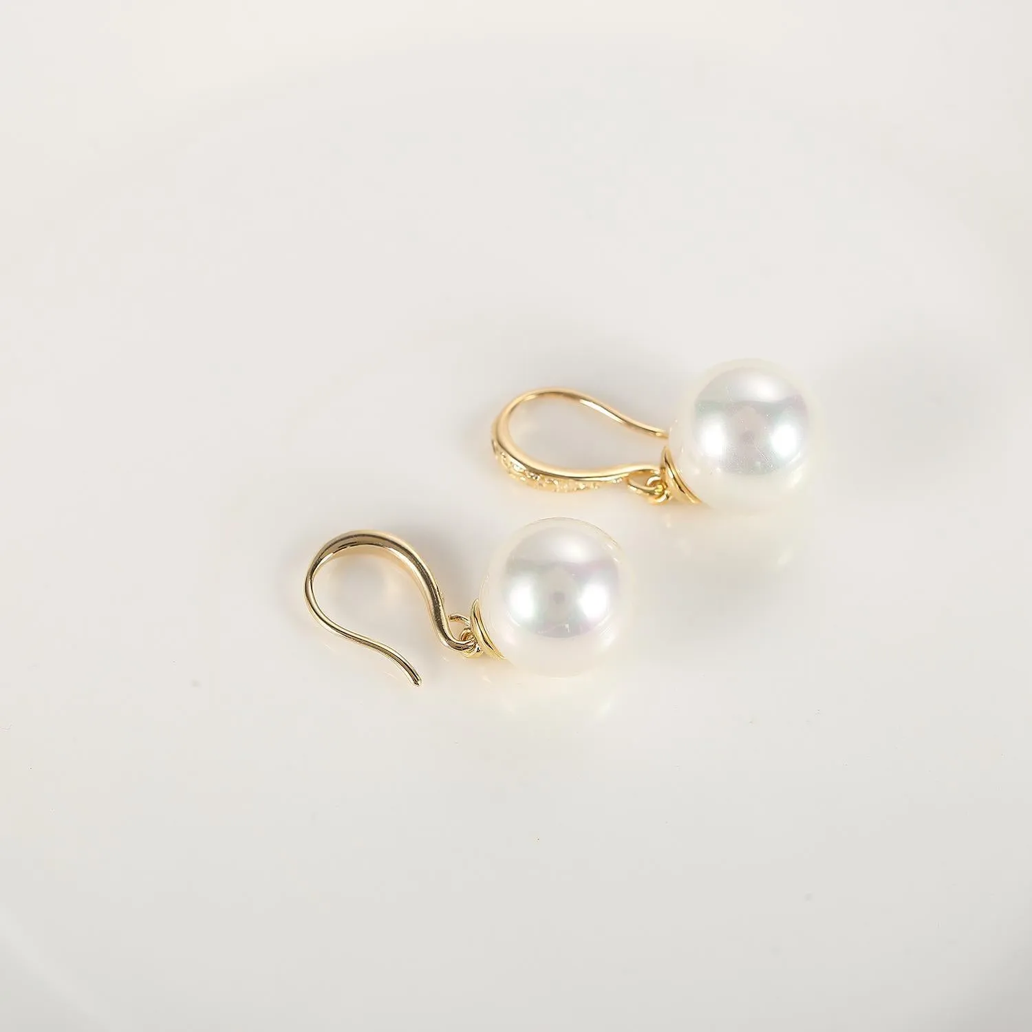 White/Gold Pearl Earrings PEA002