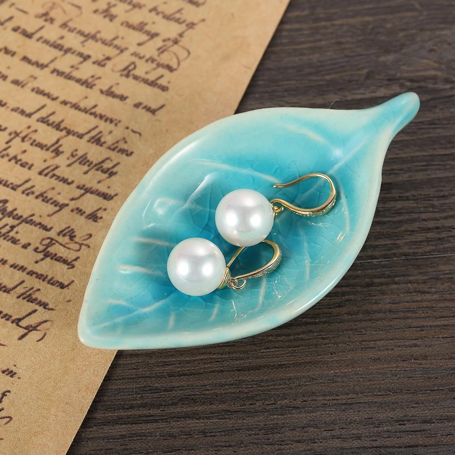 White/Gold Pearl Earrings PEA002
