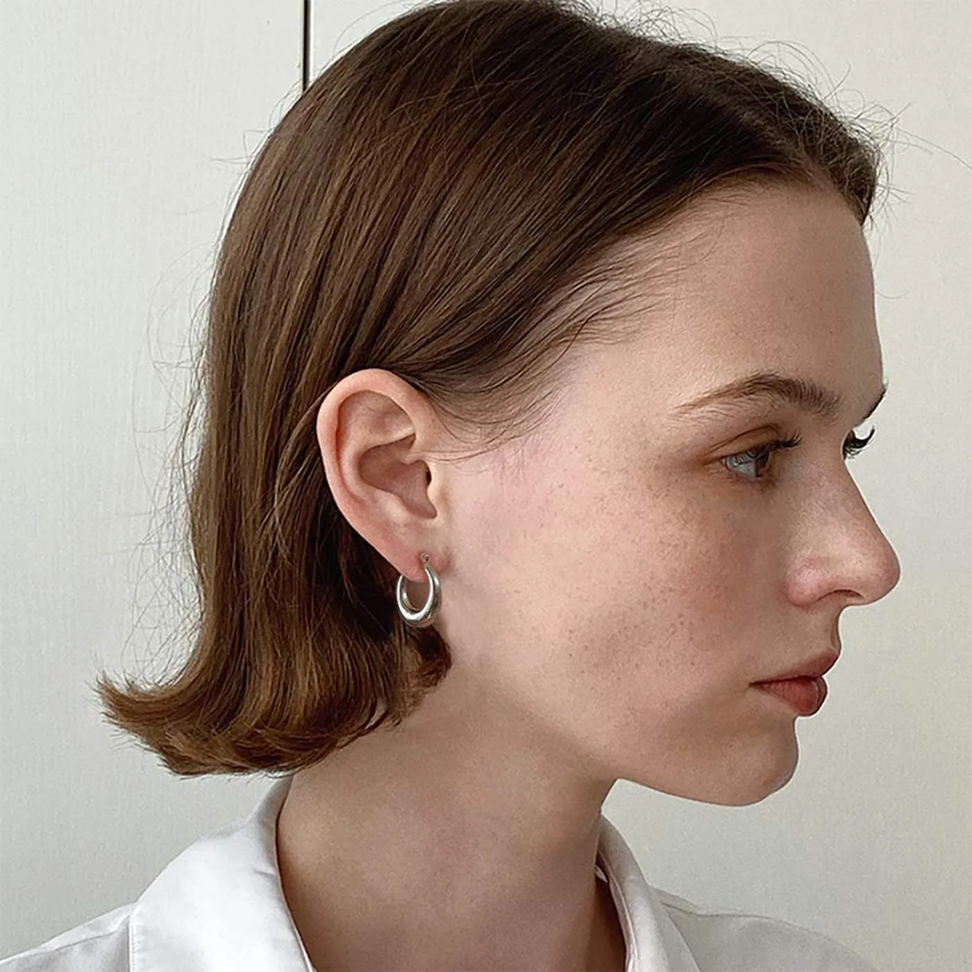 WOWORAMA Big Chunky Hoop Earrings for Women Silver Gold Stainless Steel Hoop Earrings Oval Thick Hollow Tube Hoop Earrings 20/30/40MM Hoops